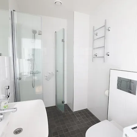 2ndhomes Cozy 44m2 1br With Location In Kamppi!